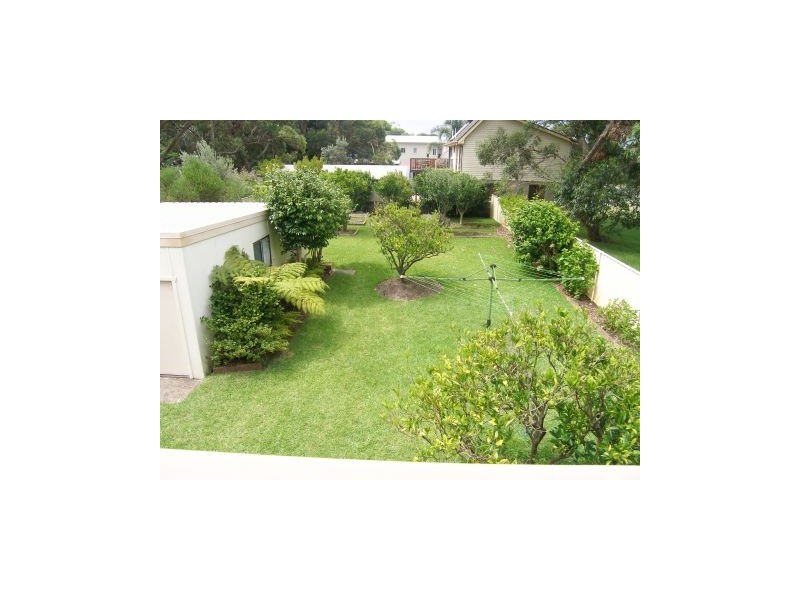 4 SIR HENRY, Callala Beach NSW 2540