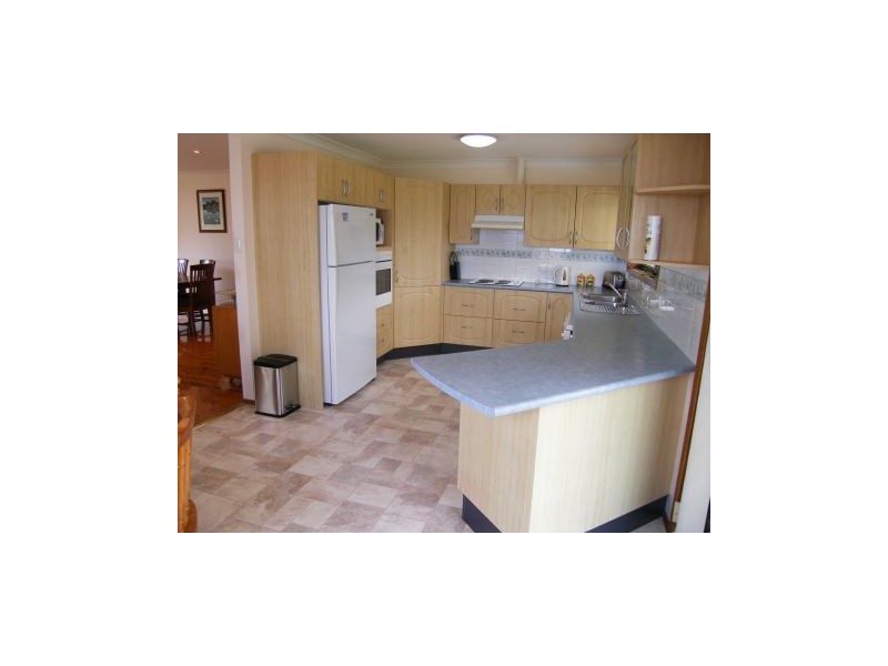 4 SIR HENRY, Callala Beach NSW 2540