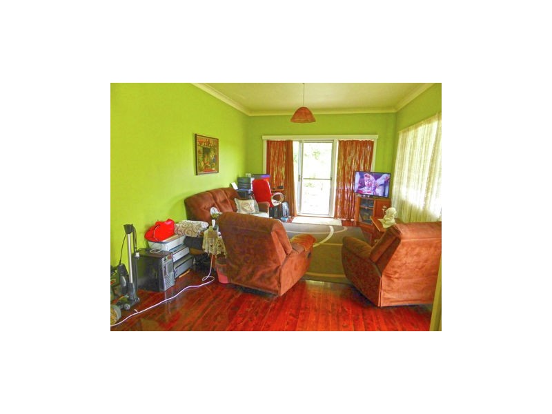 22 Osterley Avenue, Orient Point NSW 2540