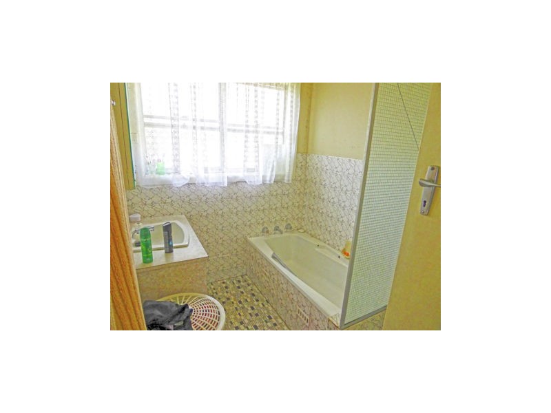 22 Osterley Avenue, Orient Point NSW 2540