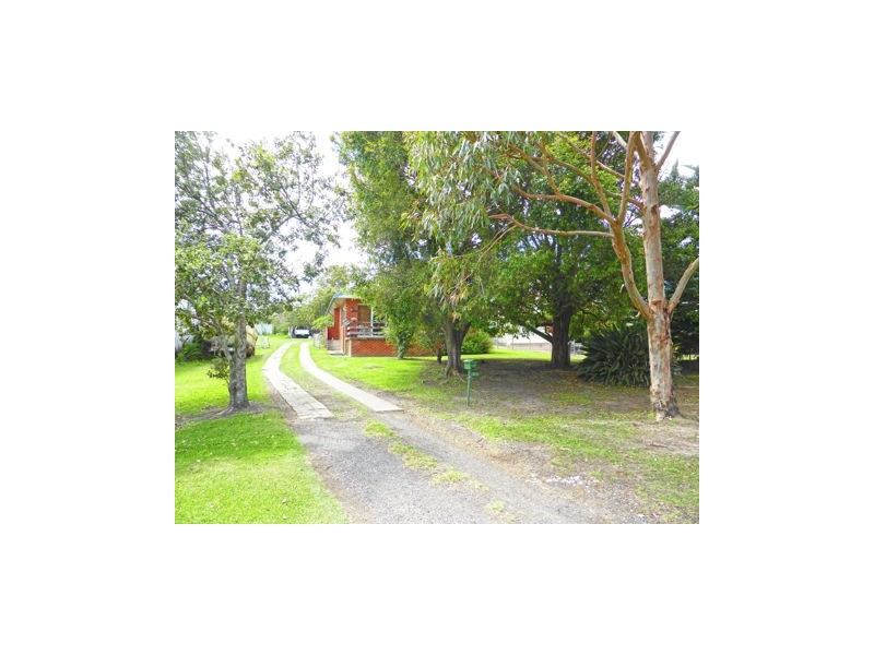 22 Osterley Avenue, Orient Point NSW 2540