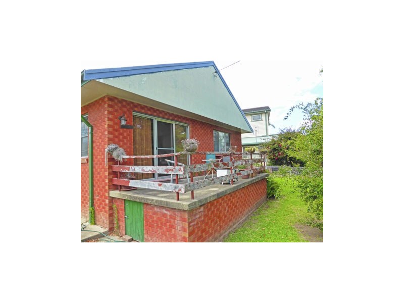22 Osterley Avenue, Orient Point NSW 2540