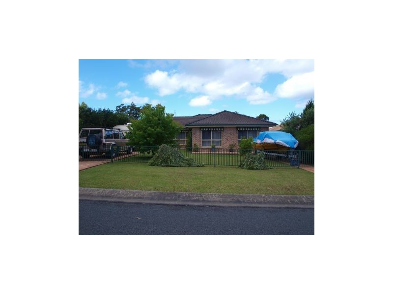 40 Hollingsworth Cres, Callala Bay NSW 2540