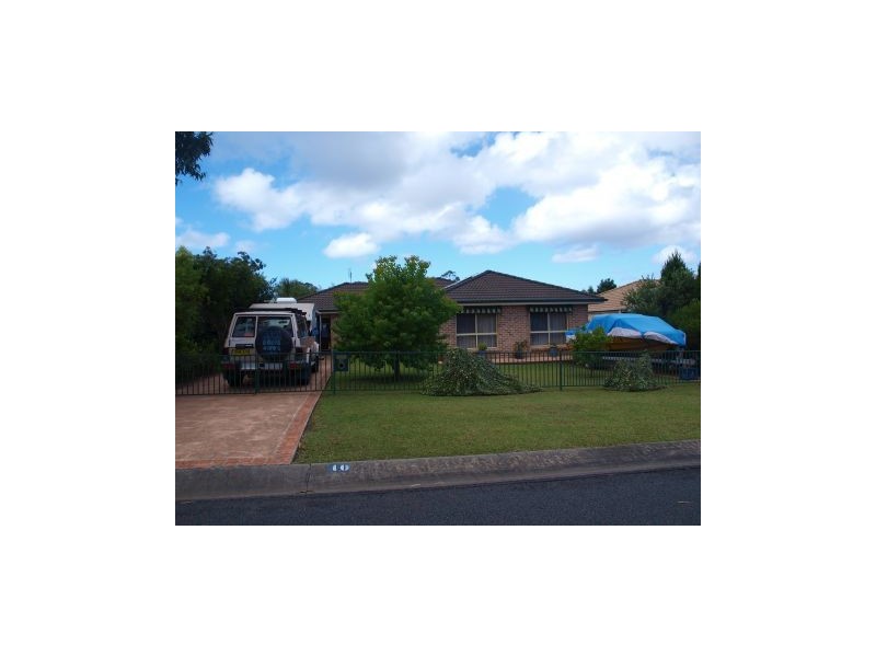 40 Hollingsworth Cres, Callala Bay NSW 2540