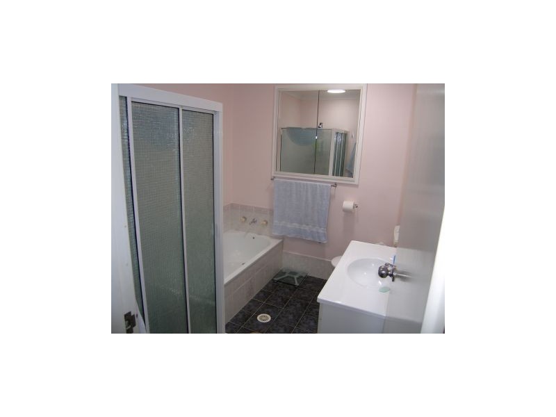 11 Comarong Street, Greenwell Point NSW 2540