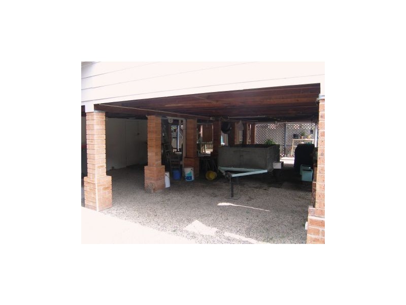 11 Comarong Street, Greenwell Point NSW 2540