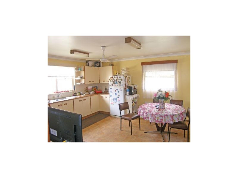 111 Prince Edward Avenue, Culburra Beach NSW 2540