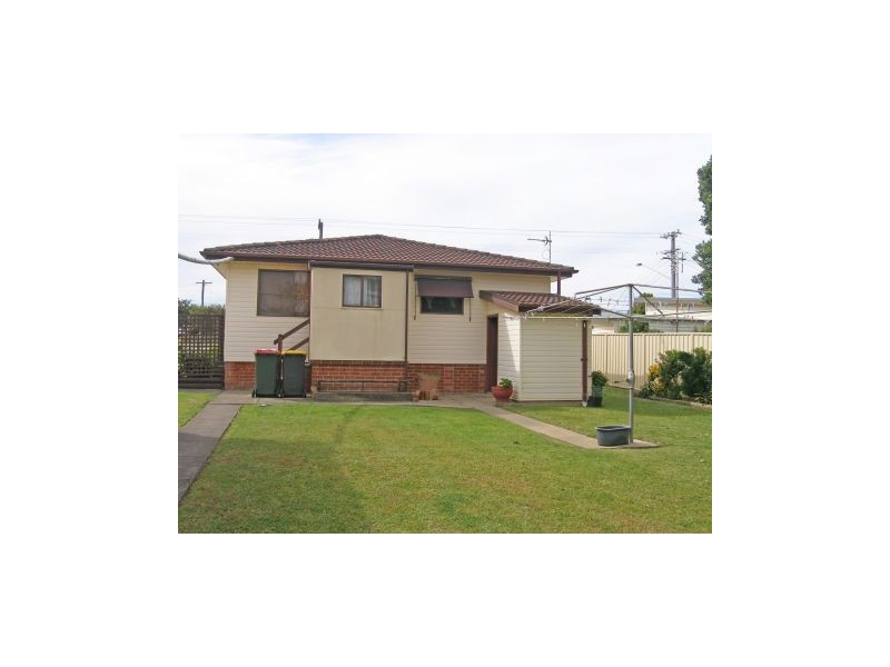 111 Prince Edward Avenue, Culburra Beach NSW 2540
