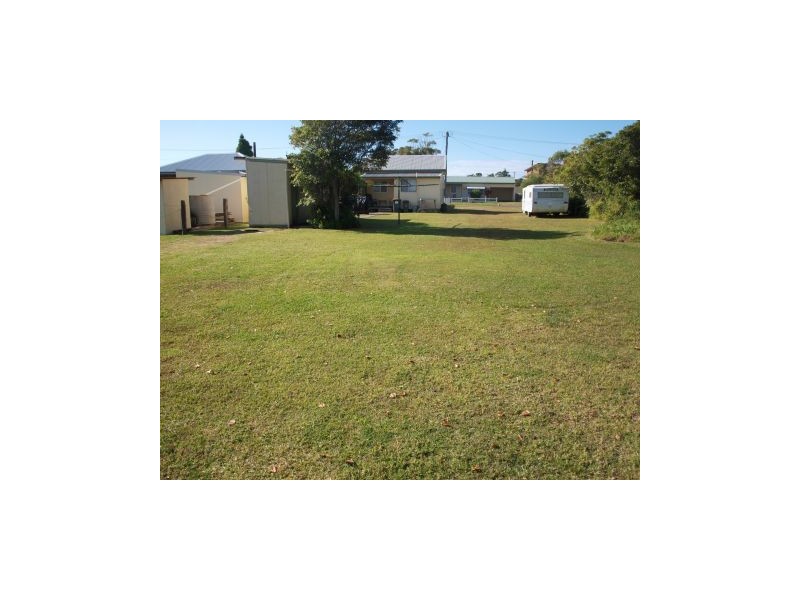 11 Conjola Street, Currarong NSW 2540