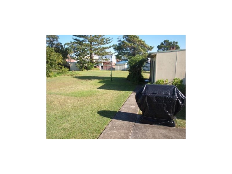 11 Conjola Street, Currarong NSW 2540
