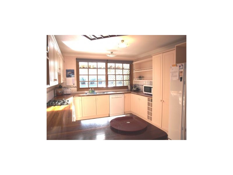 15 Carson Cres, Callala Bay NSW 2540