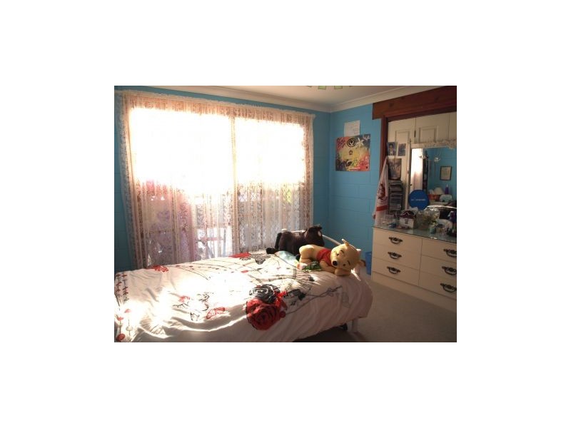 15 Carson Cres, Callala Bay NSW 2540