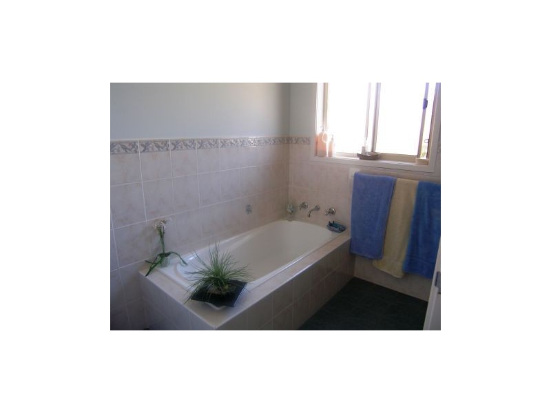 38 Adelaide Street, Greenwell Point NSW 2540