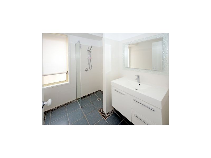 14 Otranto Avenue, Orient Point NSW 2540