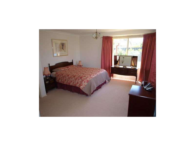 31 Gowlland Cres, Callala Bay NSW 2540