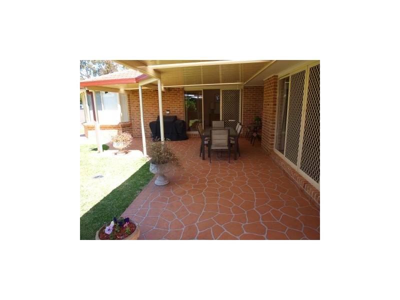 31 Gowlland Cres, Callala Bay NSW 2540