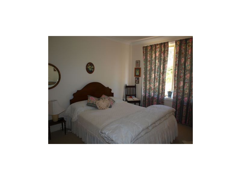 12 Carson Cres, Callala Bay NSW 2540