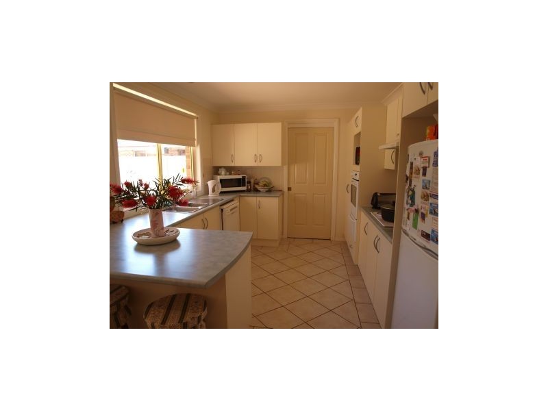 12 Carson Cres, Callala Bay NSW 2540