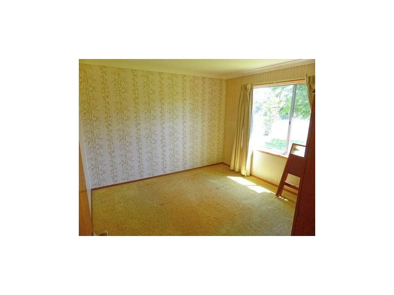 12 Otranto Avenue, Orient Point NSW 2540