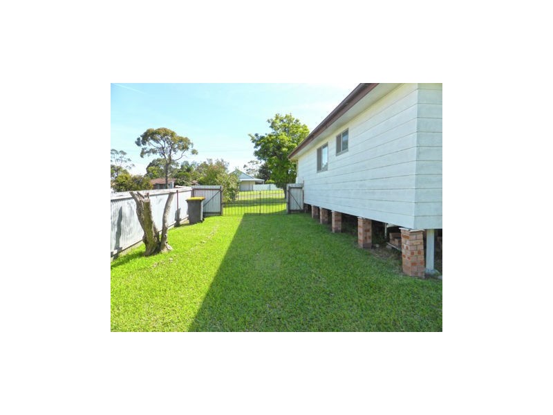 12 Otranto Avenue, Orient Point NSW 2540