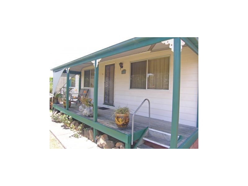 64 Greens Road, Greenwell Point NSW 2540