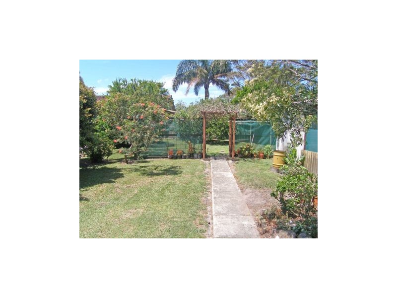 64 Greens Road, Greenwell Point NSW 2540