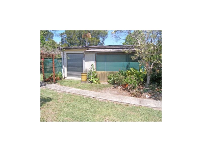 64 Greens Road, Greenwell Point NSW 2540