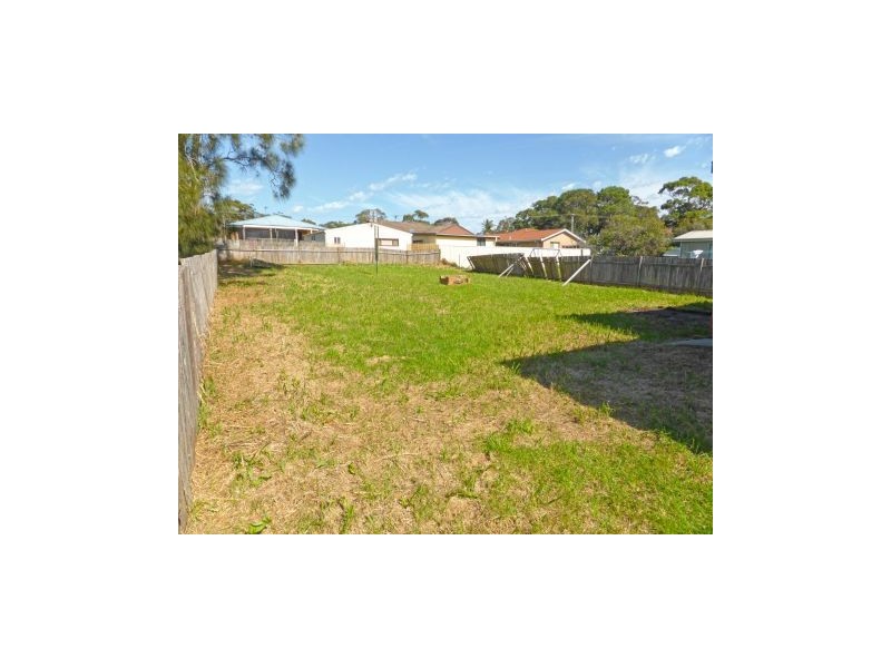 22 The Lake Circuit, Culburra Beach NSW 2540