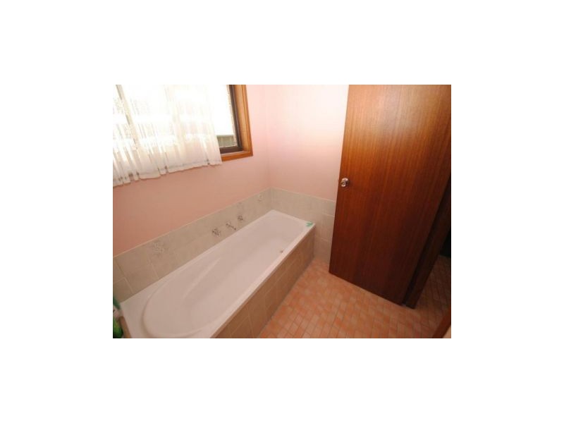 36 Queen Mary Street, Callala Beach NSW 2540