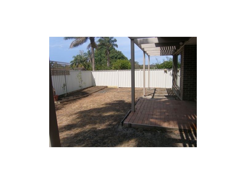 2 Tummell, West Nowra NSW 2541