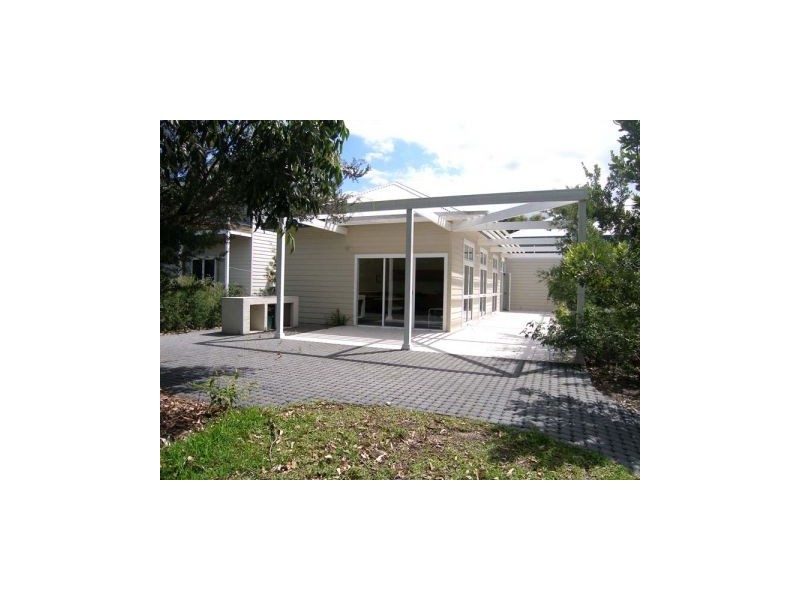 6 Silkwood Walk, Callala Beach NSW 2540