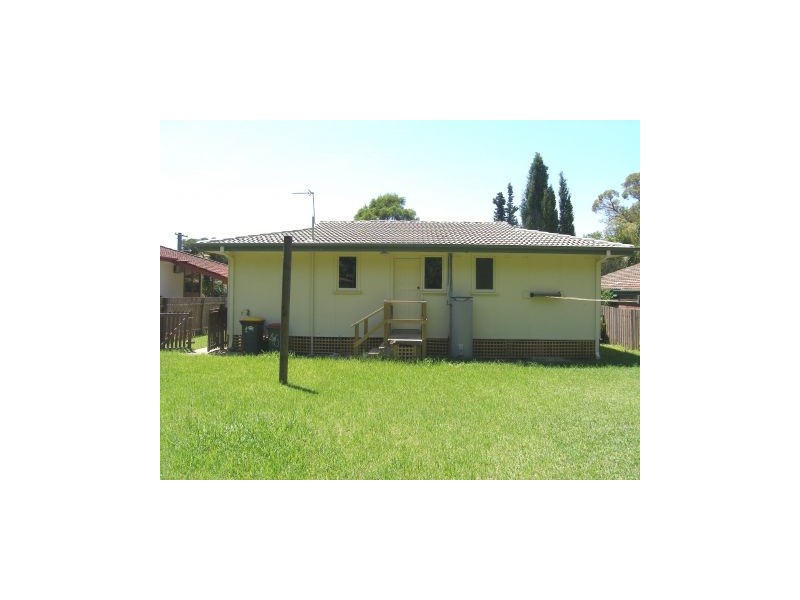 46 Sampson Crescent, Bomaderry NSW 2541