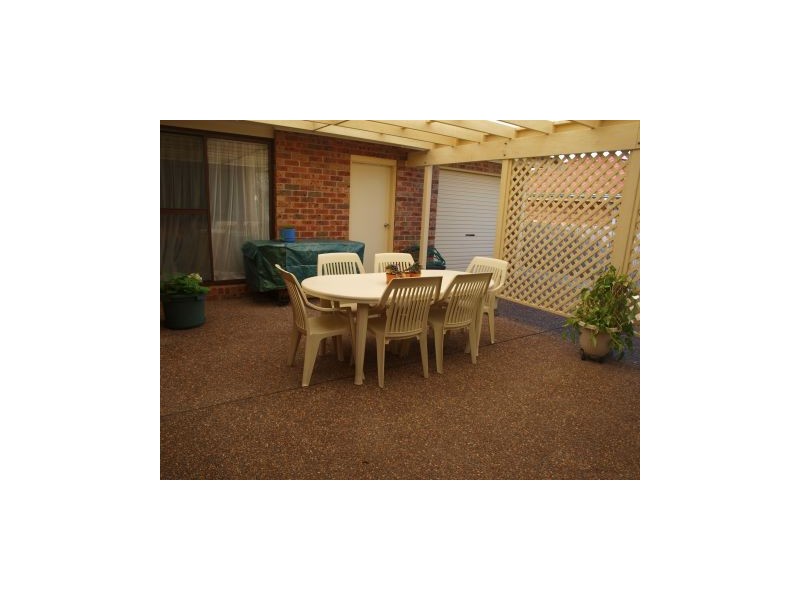 23 Hollingsworth Cres, Callala Bay NSW 2540