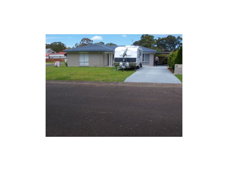 15 Torrens, Callala Bay NSW 2540