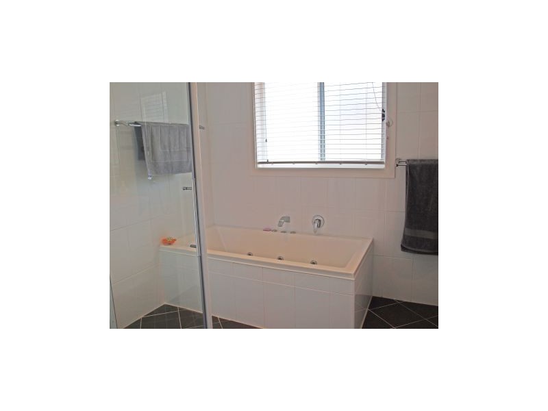 15 Torrens, Callala Bay NSW 2540