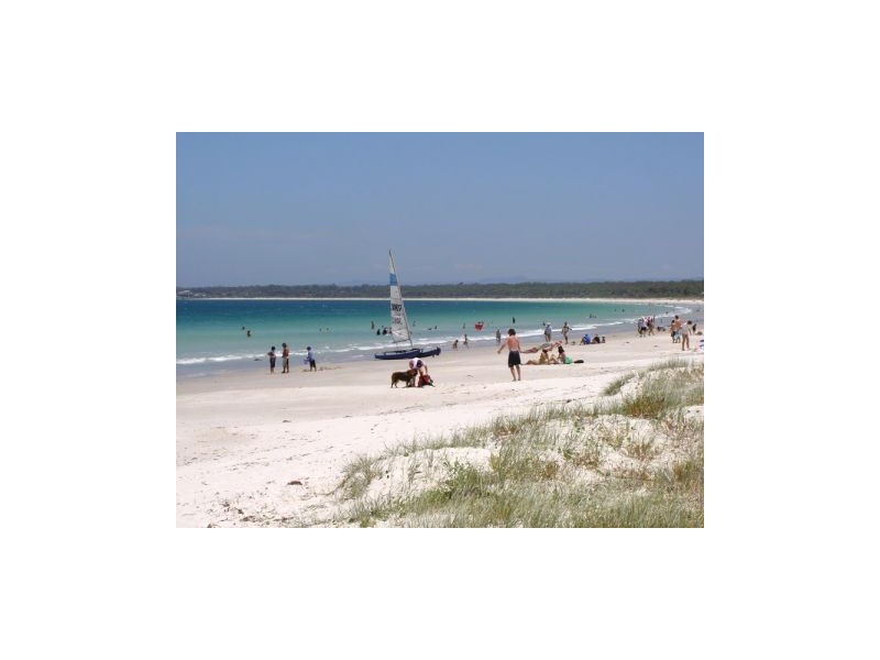 18 Sandlewood  Cove, Callala Beach NSW 2540