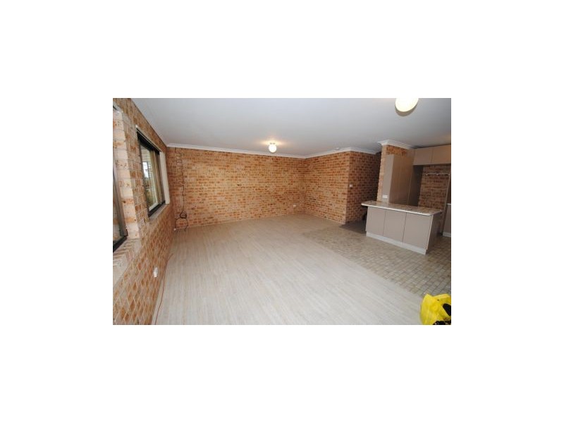 73a Orama Cres, Orient Point NSW 2540