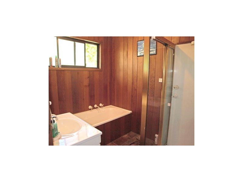 D965 Princess Highway, Falls Creek NSW 2540