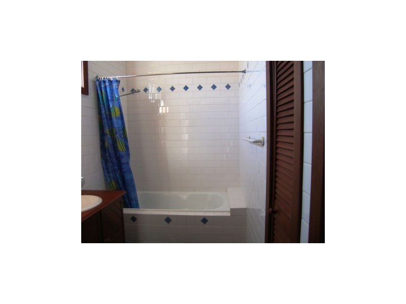 9 South Street, Greenwell Point NSW 2540