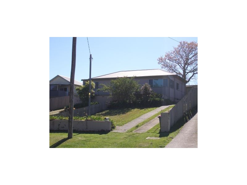9 South Street, Greenwell Point NSW 2540