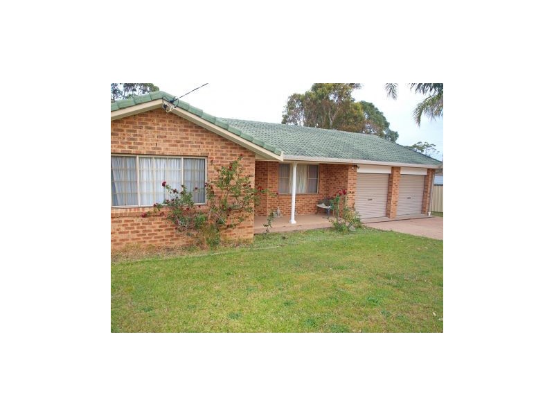 4 Ridgelands Dr, Sanctuary Point NSW 2540