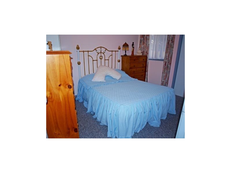 4 Ridgelands Dr, Sanctuary Point NSW 2540