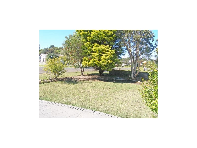 19 Eastbourne Avenue, Culburra Beach NSW 2540