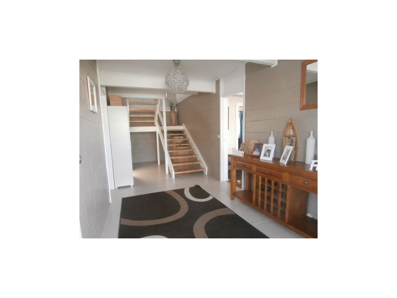 26 Deane Street, St Georges Basin NSW 2540