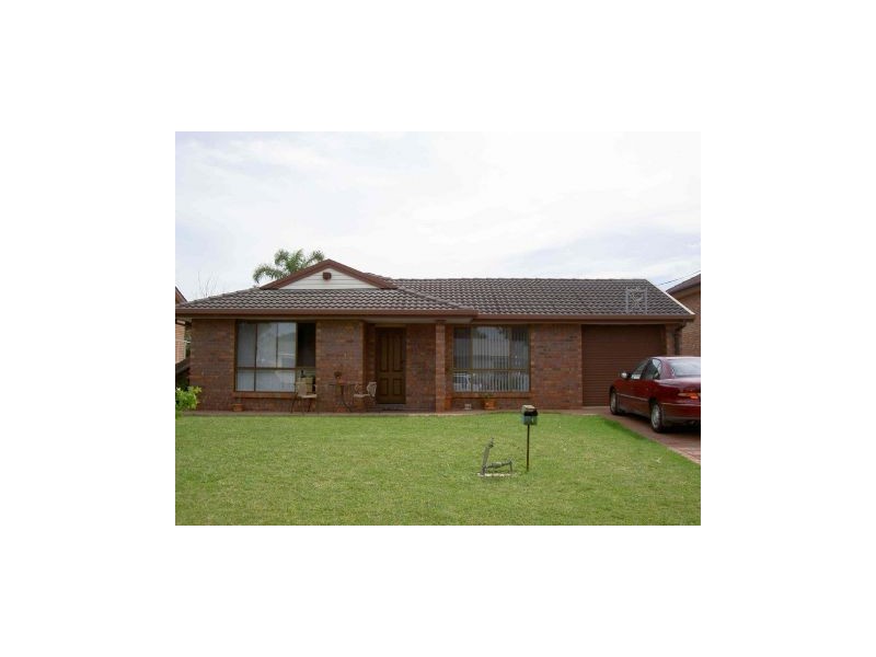 11 Broadview Ave, Culburra Beach NSW 2540