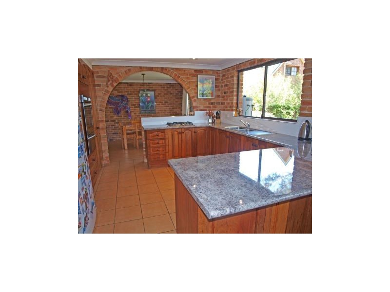21 Callala Beach Rd, Callala Beach NSW 2540