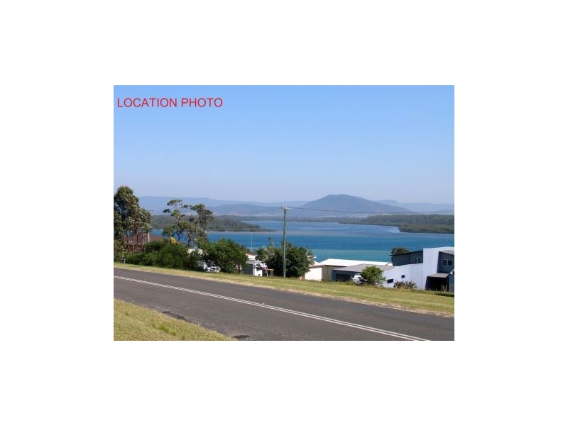 10 Orama Crescent, Orient Point NSW 2540