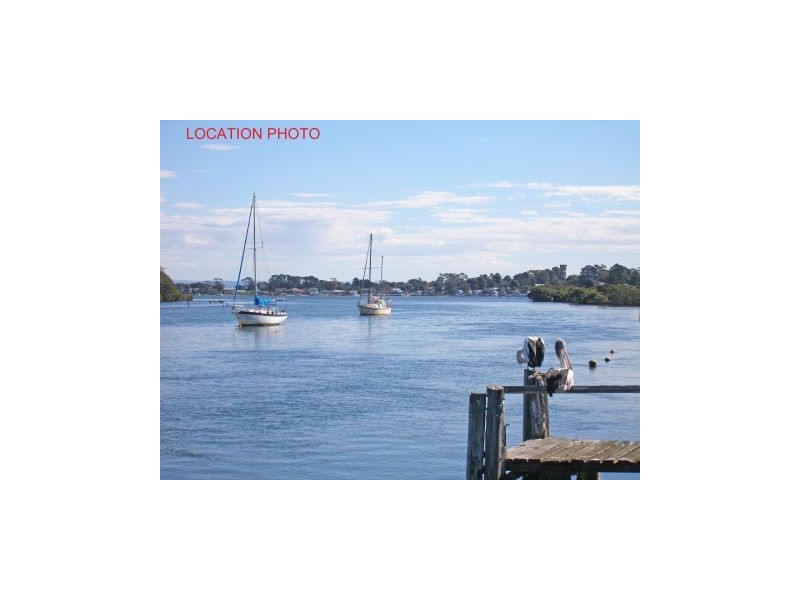 10 Orama Crescent, Orient Point NSW 2540