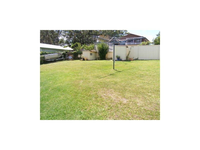 10 Orama Crescent, Orient Point NSW 2540