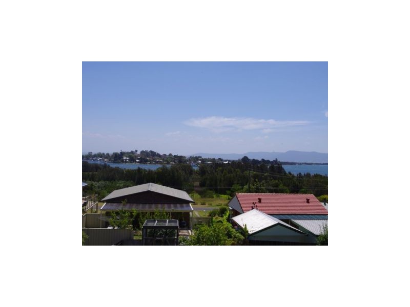 9 Ormonde Crescent, Orient Point NSW 2540